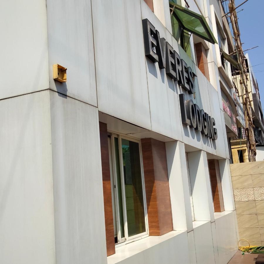 Hotel Everest Navi Mumbai Eksteriør bilde