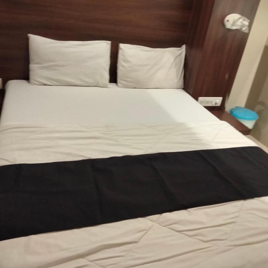 Hotel Everest Navi Mumbai Eksteriør bilde
