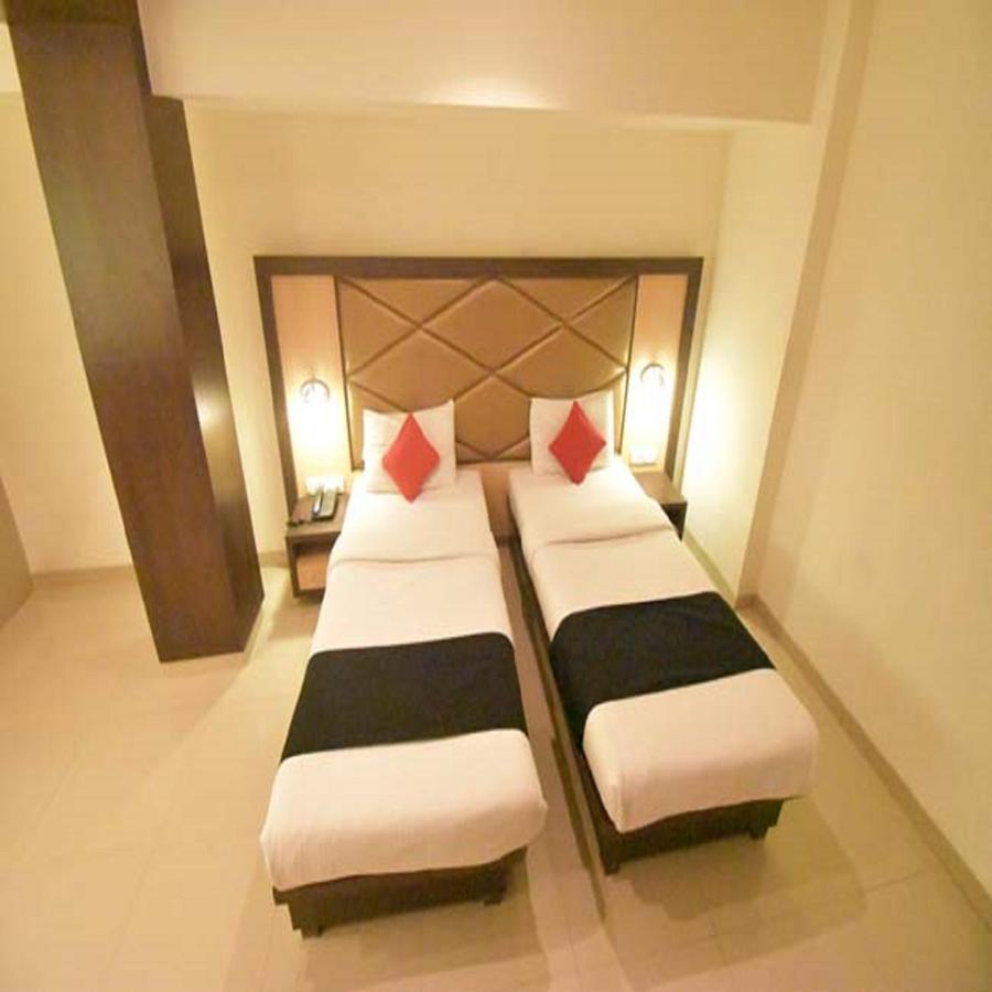 Hotel Everest Navi Mumbai Eksteriør bilde