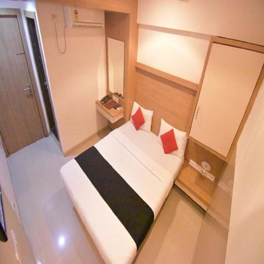 Hotel Everest Navi Mumbai Eksteriør bilde