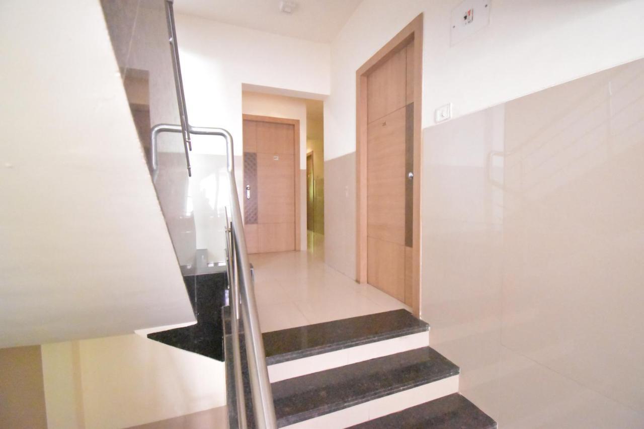 Hotel Everest Navi Mumbai Eksteriør bilde